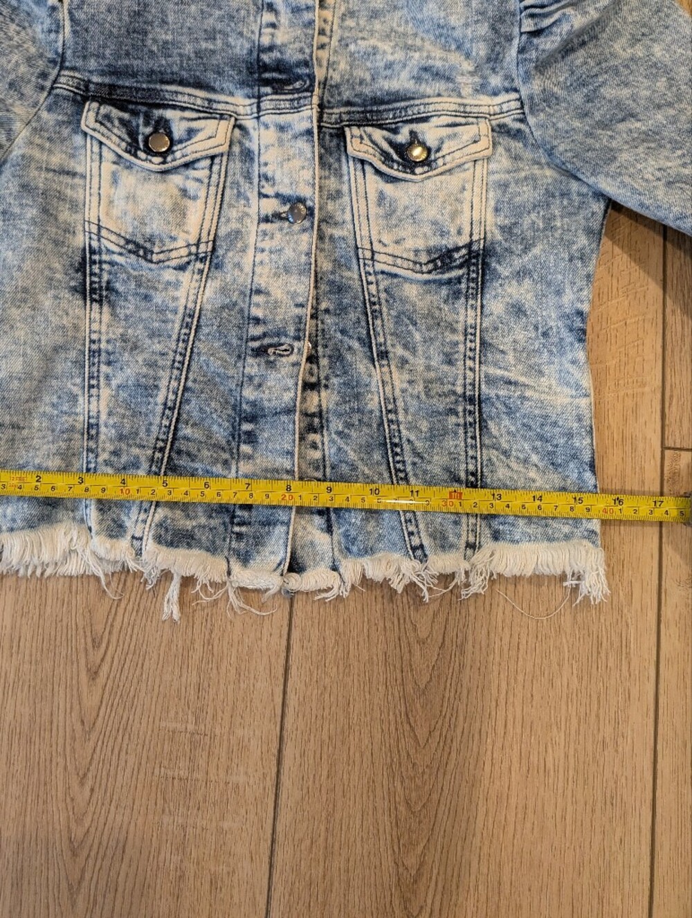 Retrofête Dean Acid Washed Denim Jacket Size S - Picture 9 of 10